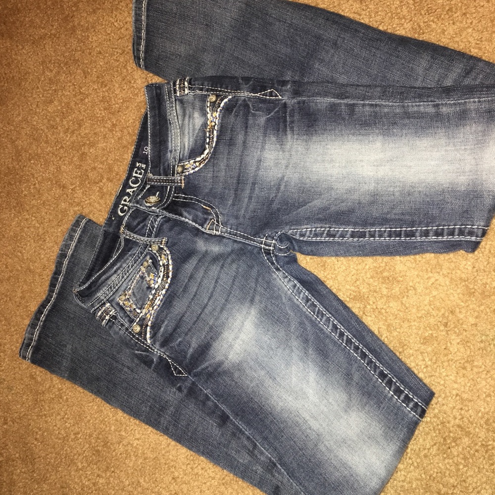 Grace in La jeans